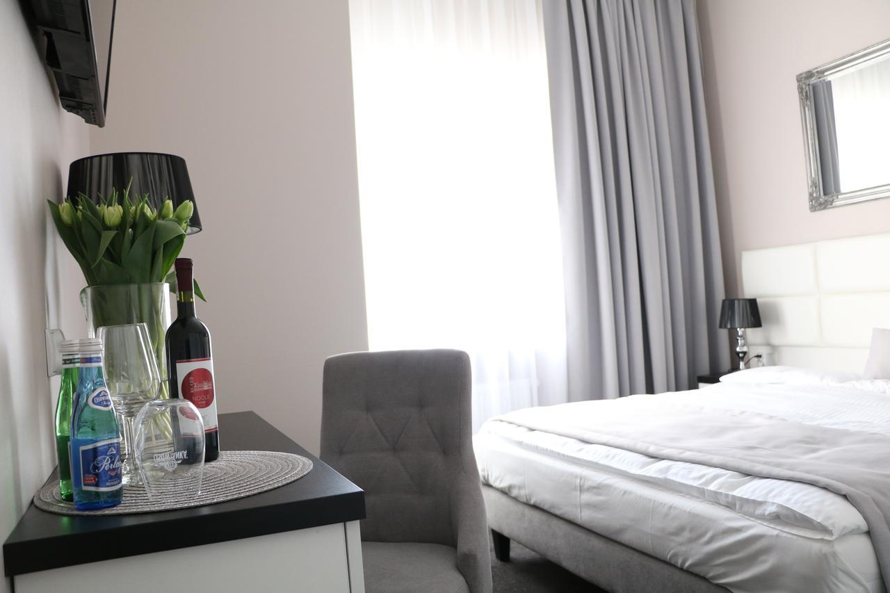Hotel Villa Casino Słubice Esterno foto