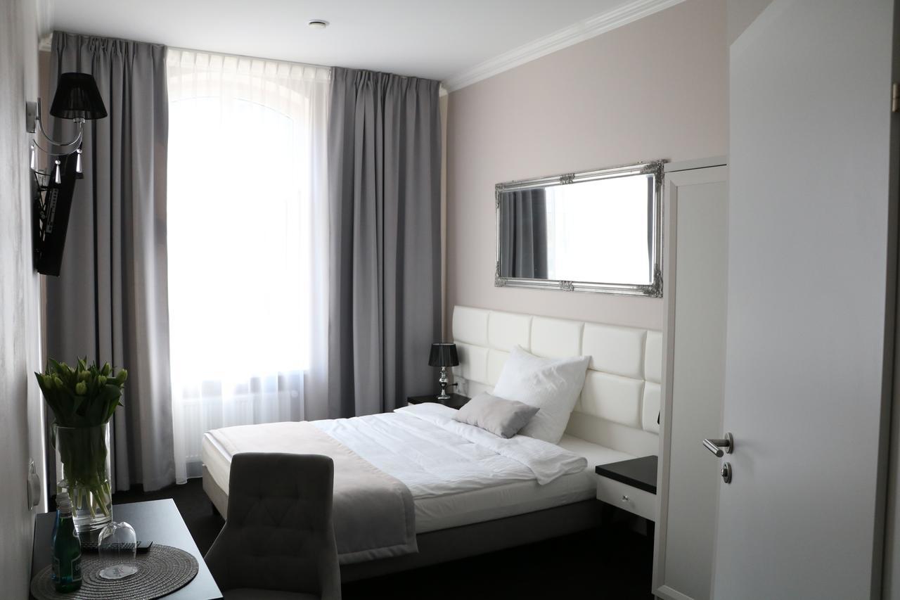 Hotel Villa Casino Słubice Esterno foto