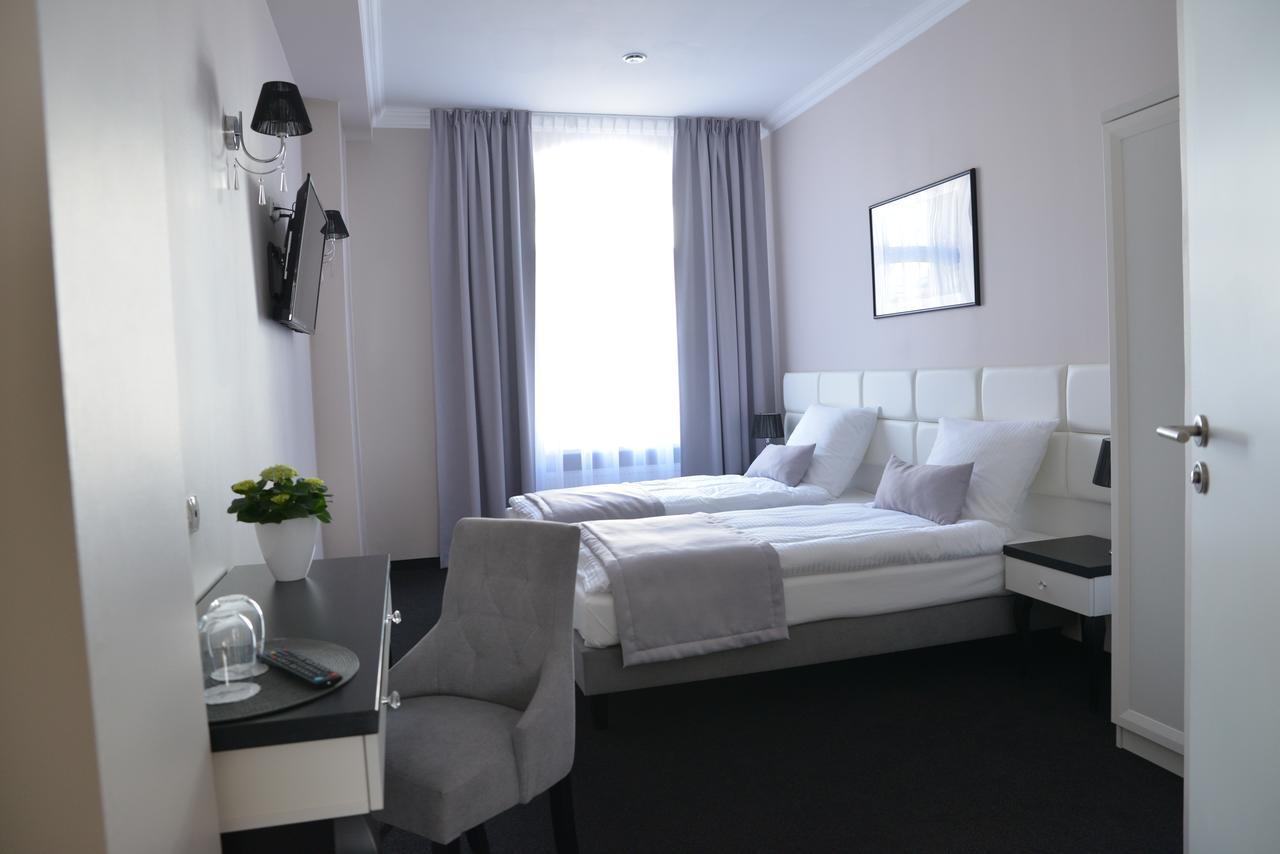 Hotel Villa Casino Słubice Esterno foto